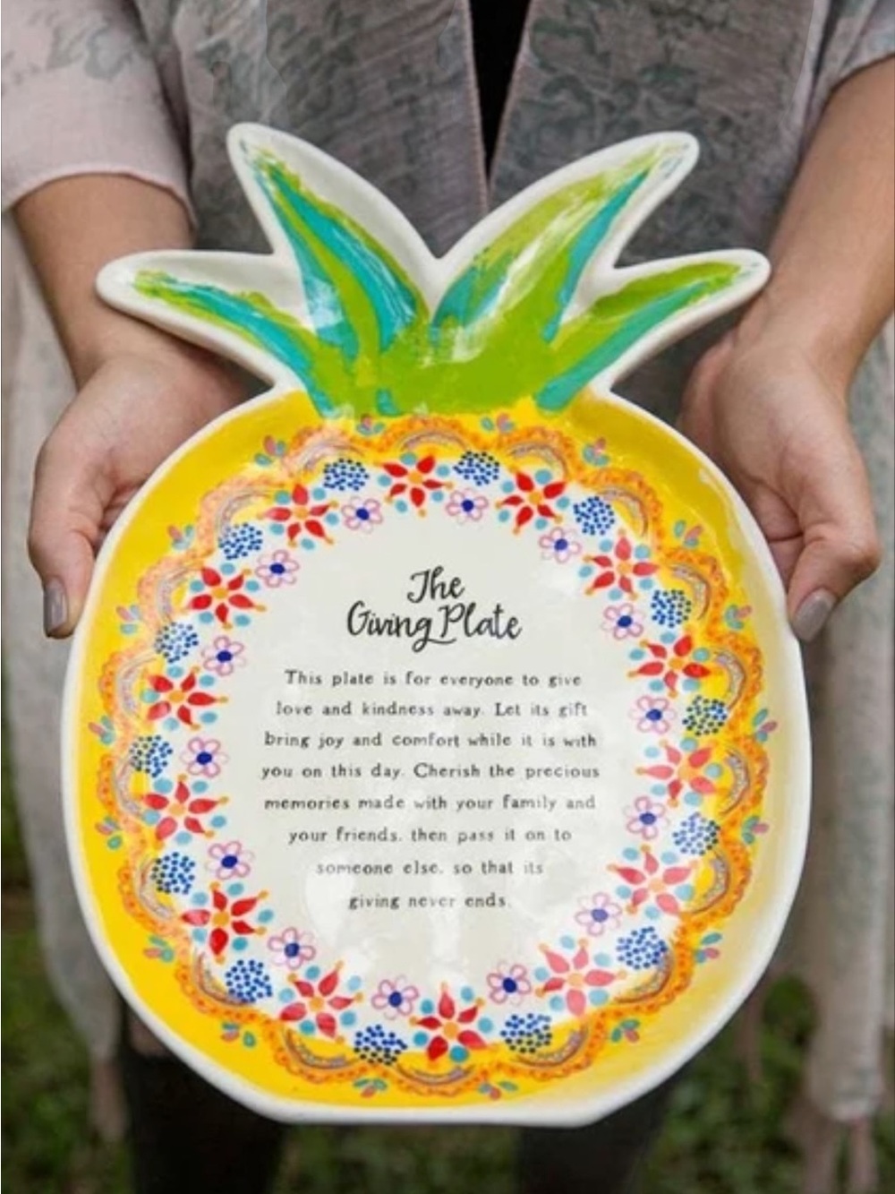 Natural Life The Giving Plate - Pineapple